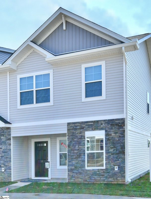 33 English Court Lot 52
