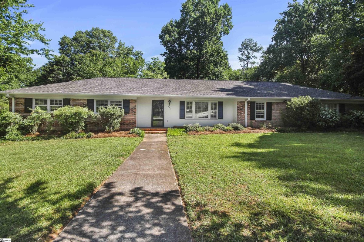 284 Henderson Road