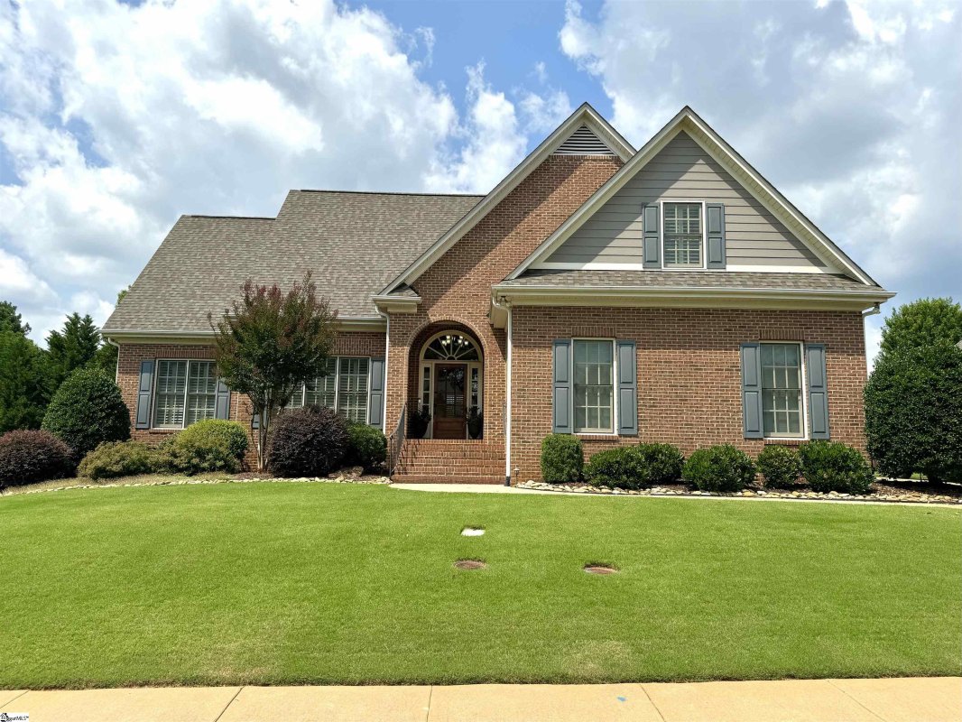 108 Bentwater Trail