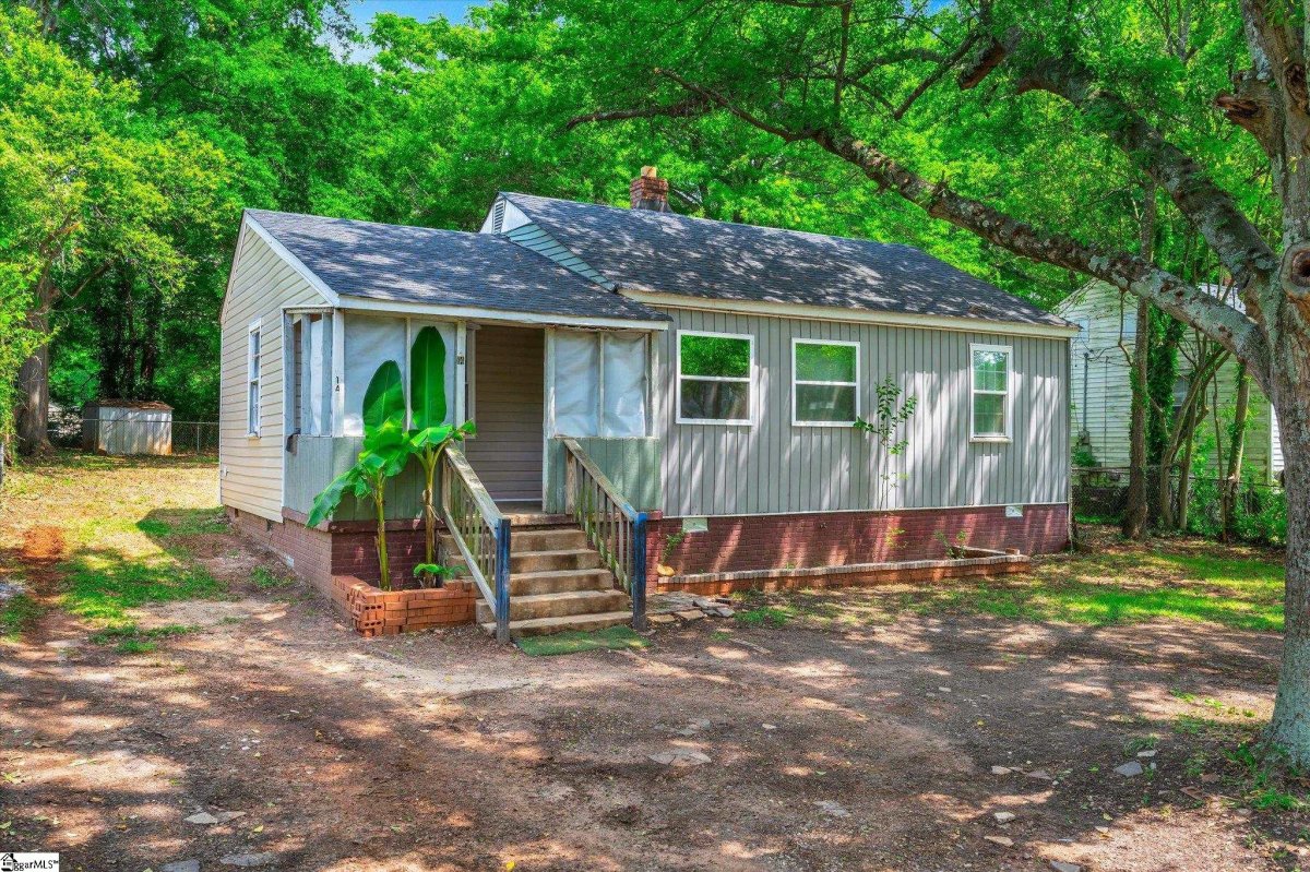 14 Pleasant Ridge Avenue