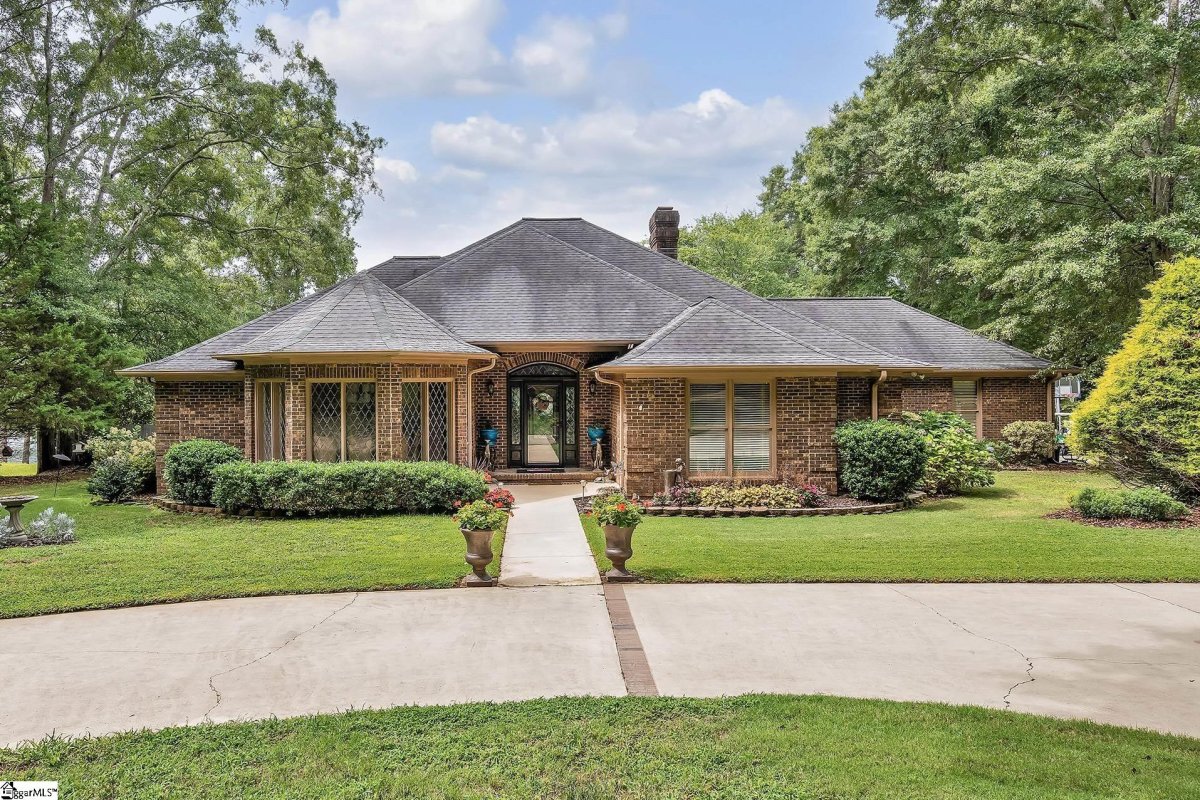 129 Greybridge Road