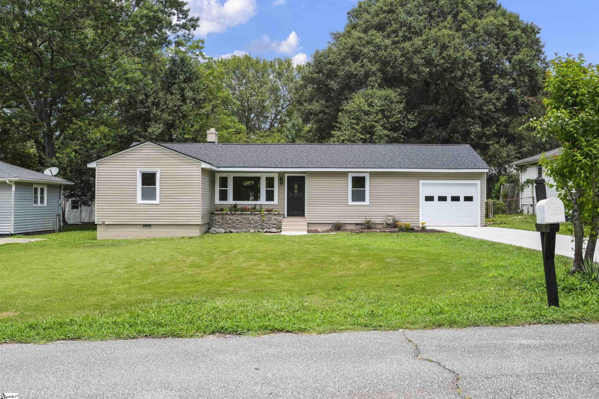 11 Sharon Drive