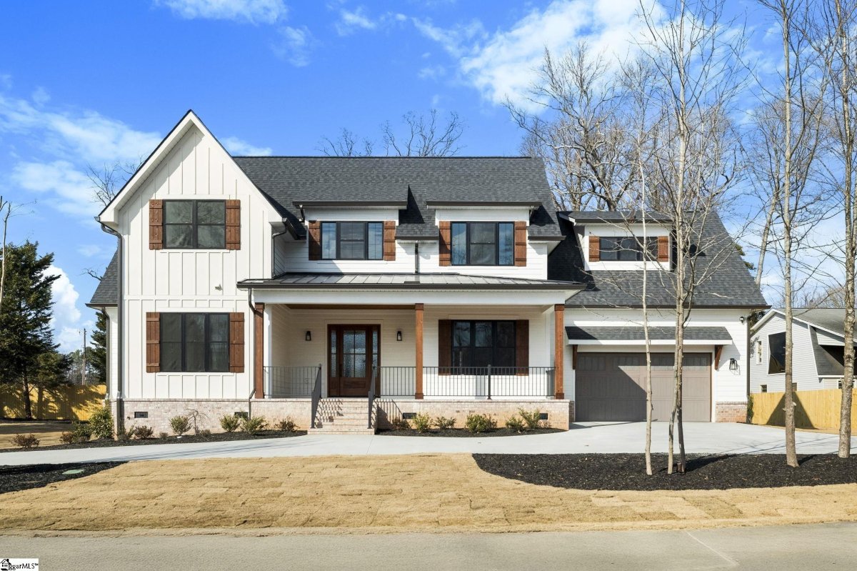 1 Mapleton Drive