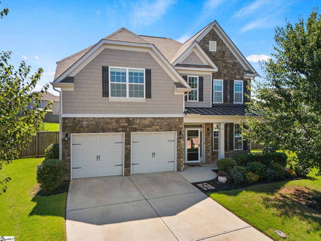 914 Deephallow Place
