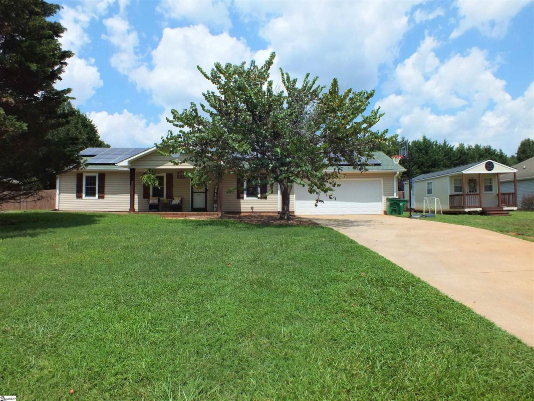 121 Red Globe Lane