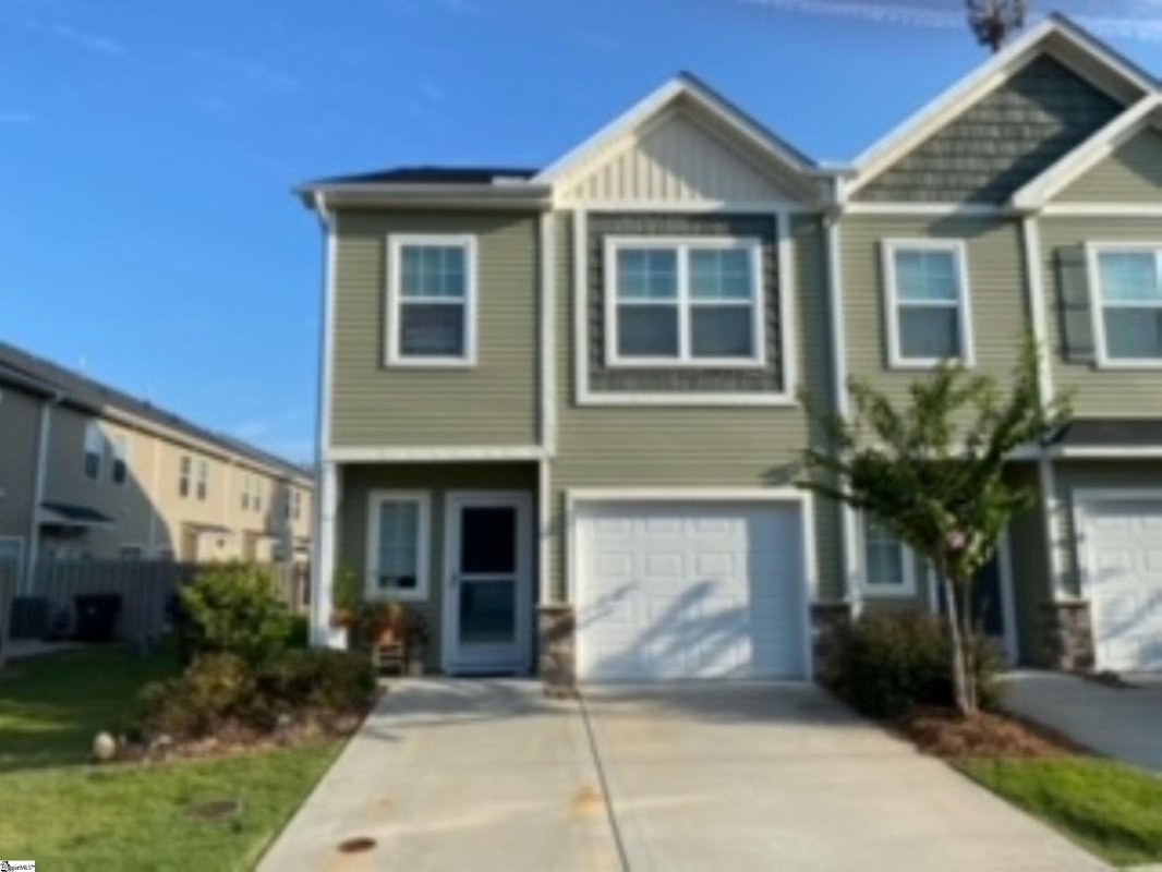 117 Bluet Lane