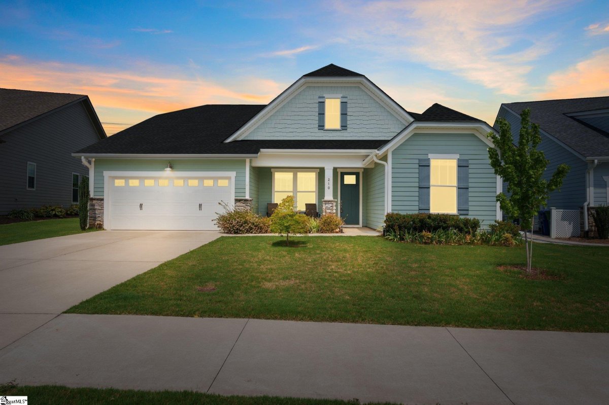 210 Durness Drive