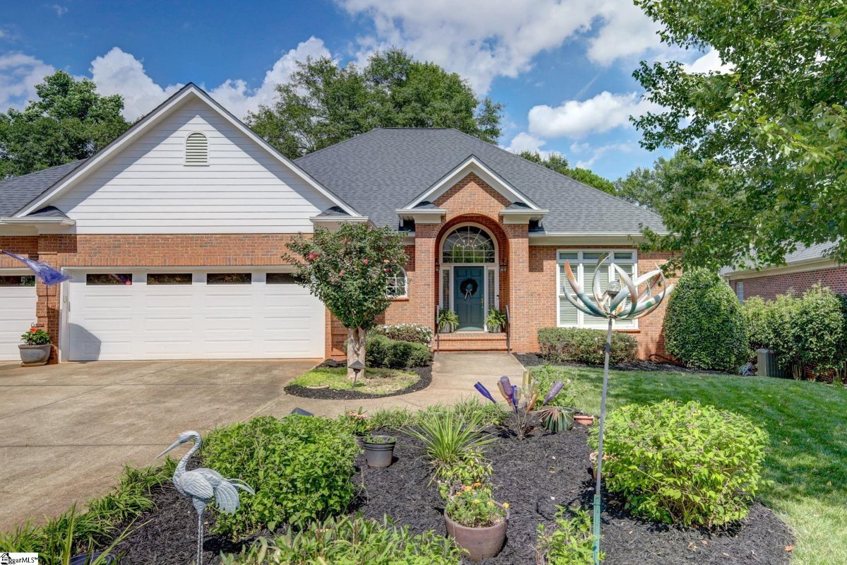 322 New Tarleton Way