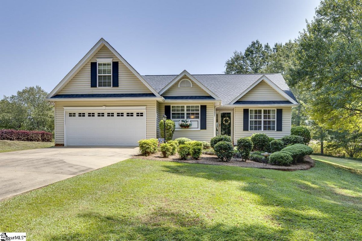 112 Coachman Drive