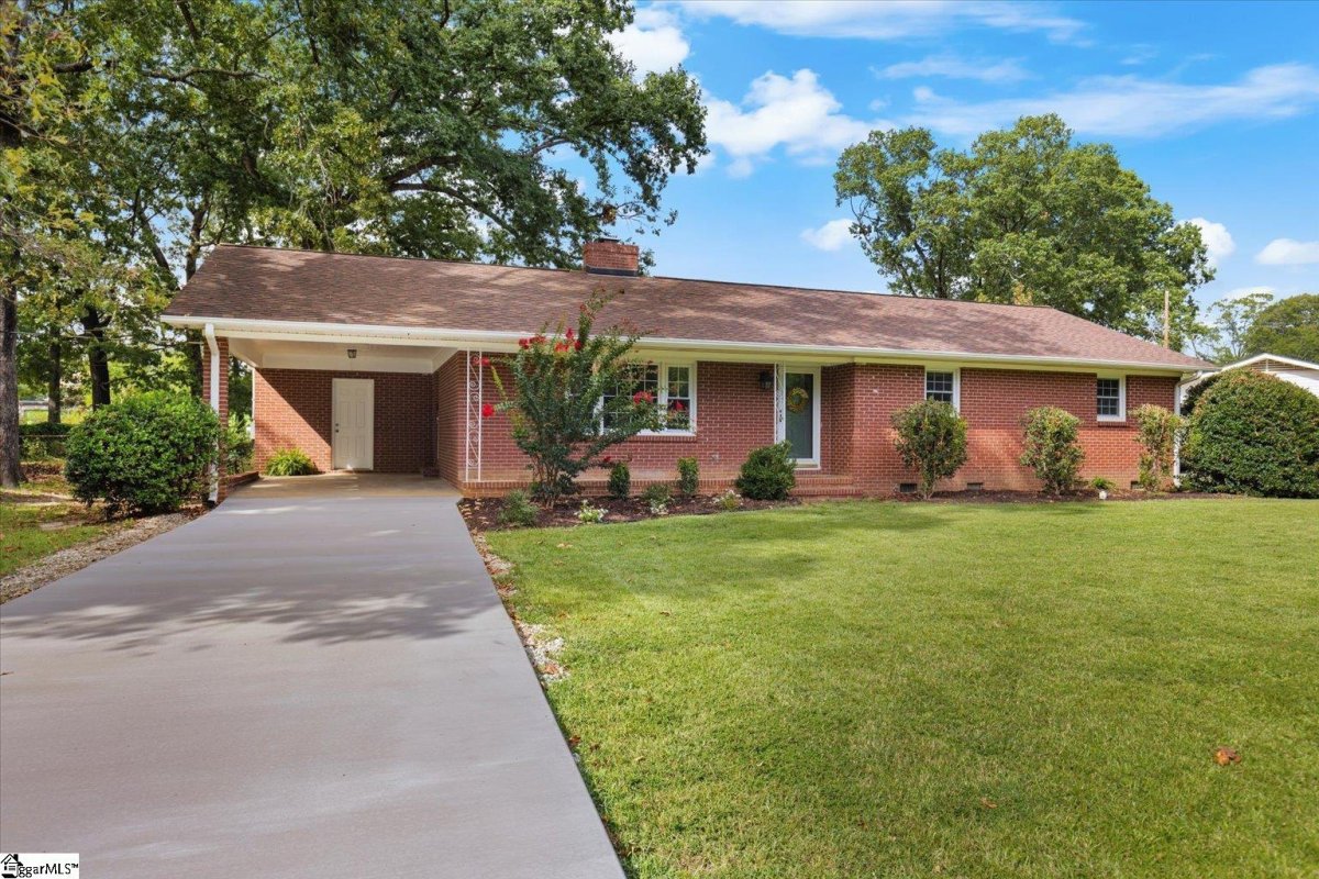 201 Lanewood Drive