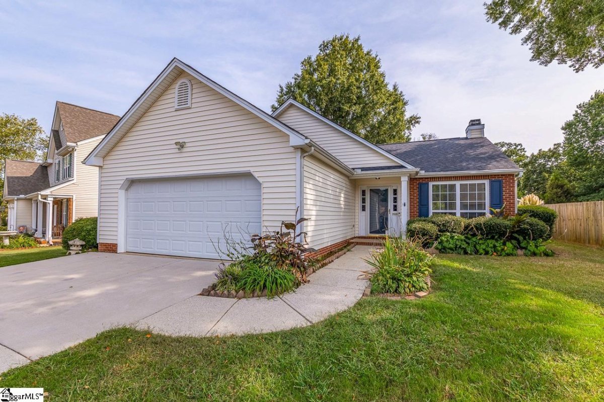 6 Fairview Lake Way
