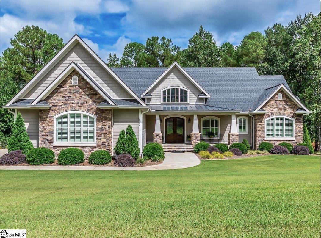 300 Shorewinds Court
