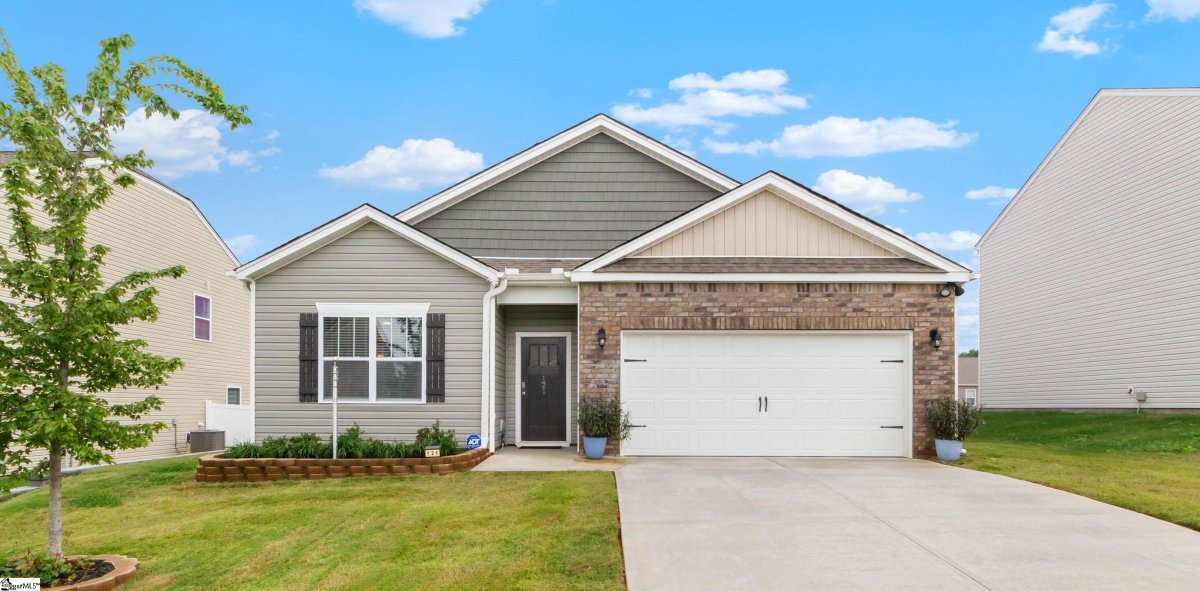 121 Lily Pond Place
