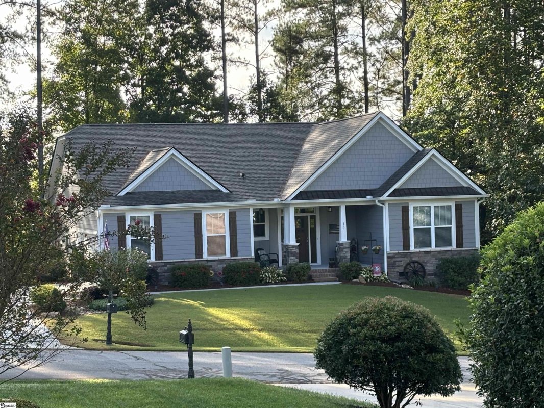 13 Laurelcrest Lane