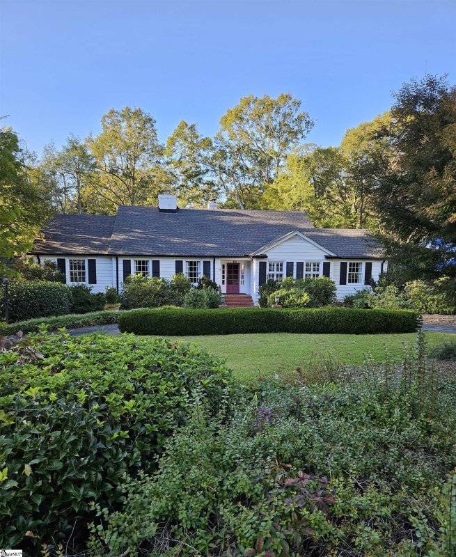 113 Woodland Way