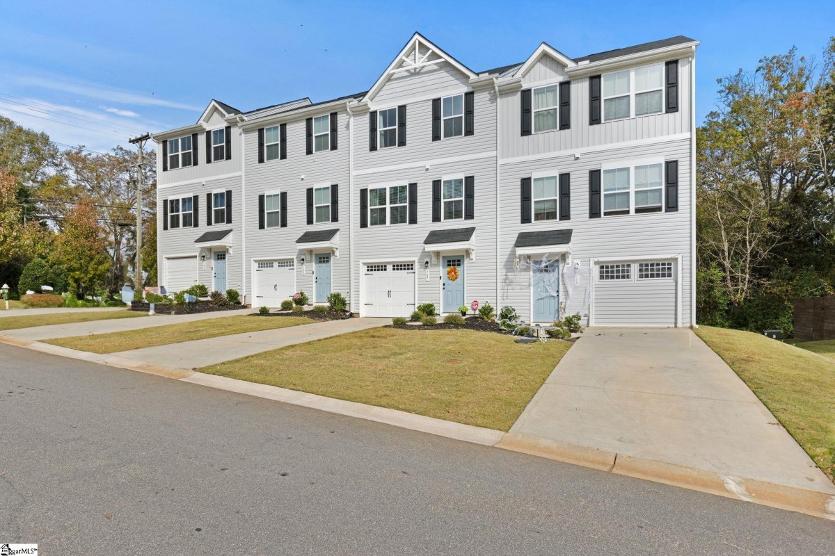 107 Brooklane Court
