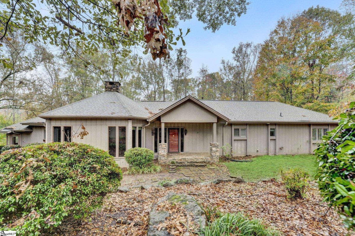 9 Green Hill Drive
