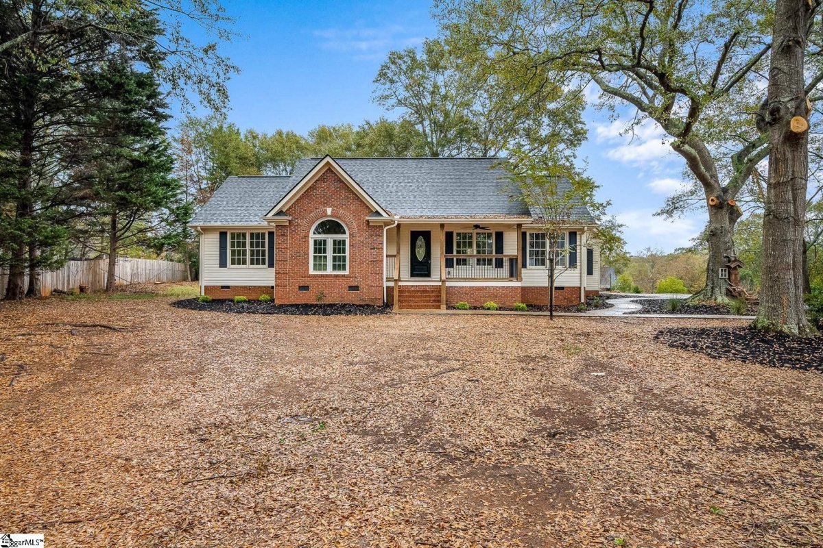 403 Lia Way