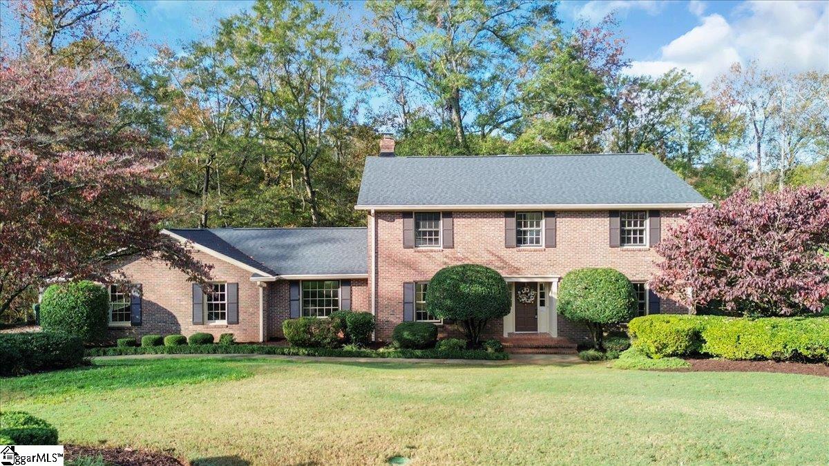 207 Long Point Way