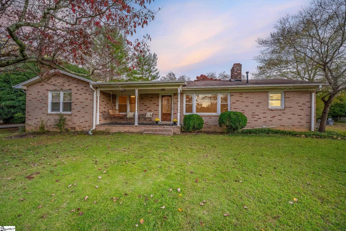 3 Chasta Avenue