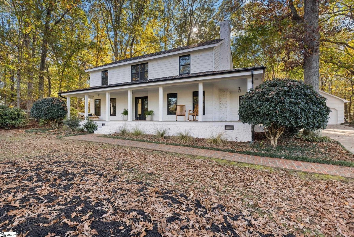 14 Bateswood Drive