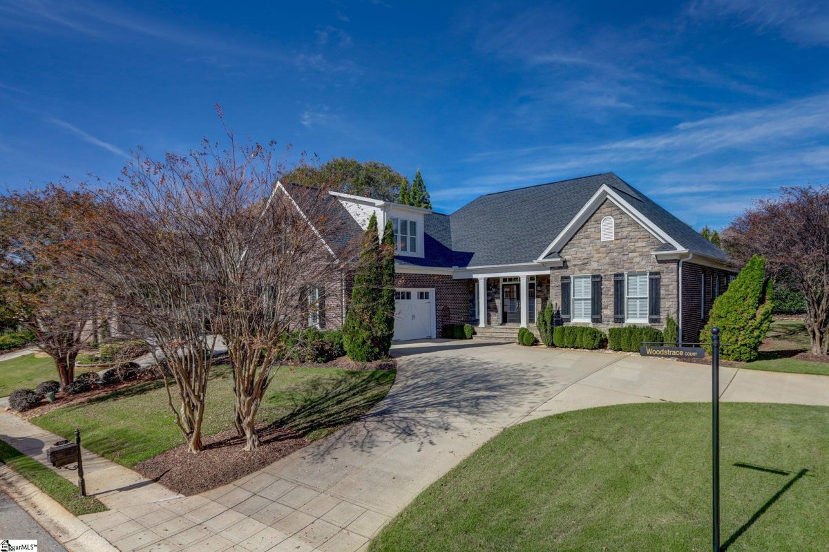 500 Woodstrace Court