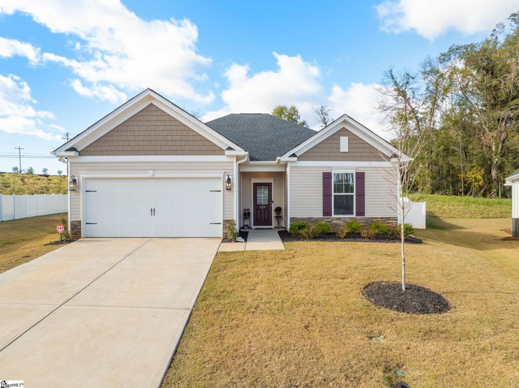 529 Clairbrook Court