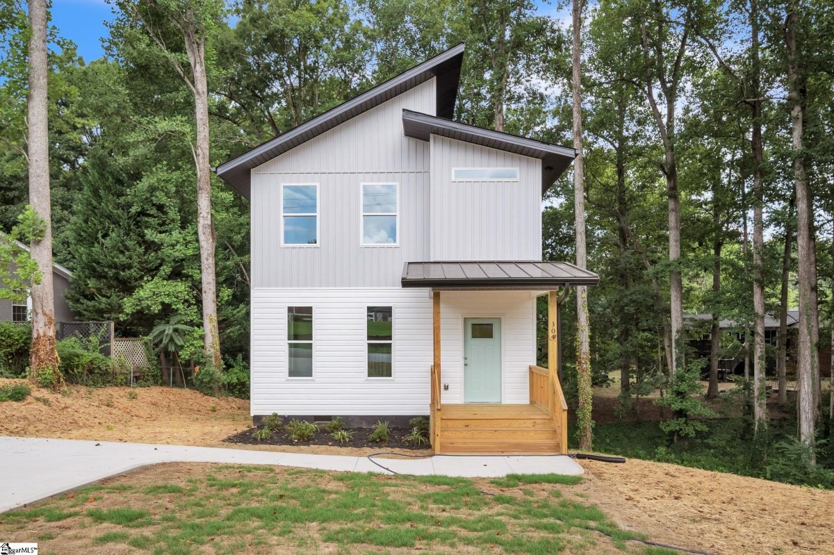 304 Westcliffe Way