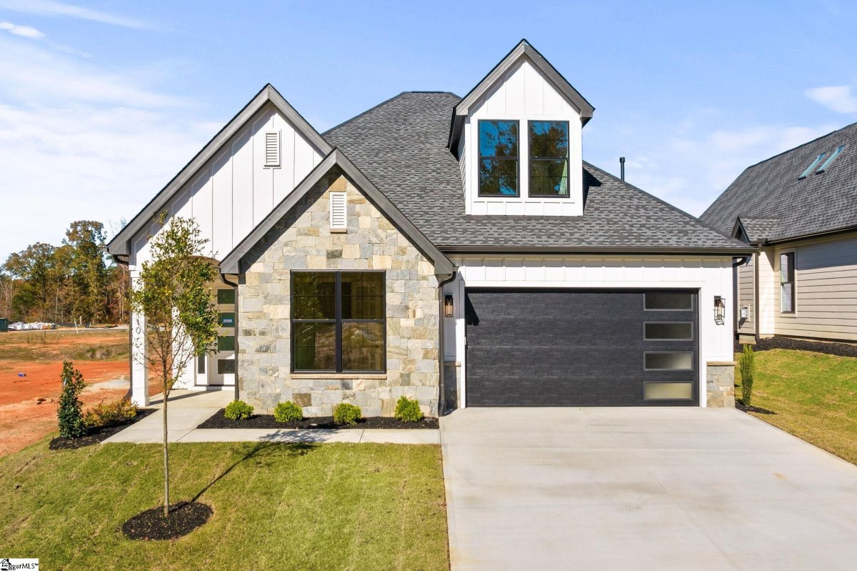110 Pine Hill Way