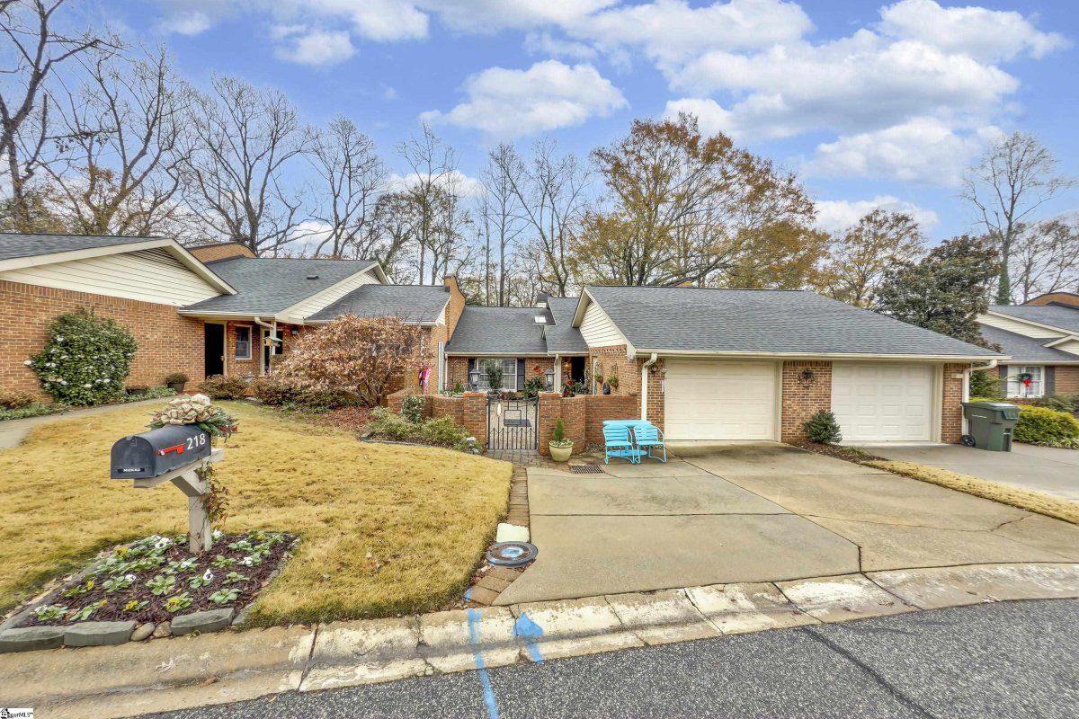 218 Sandpiper Way