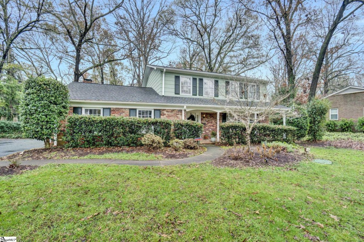 120 Hillbrook Drive
