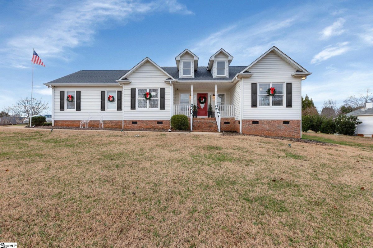 18 Brooke Lee Circle