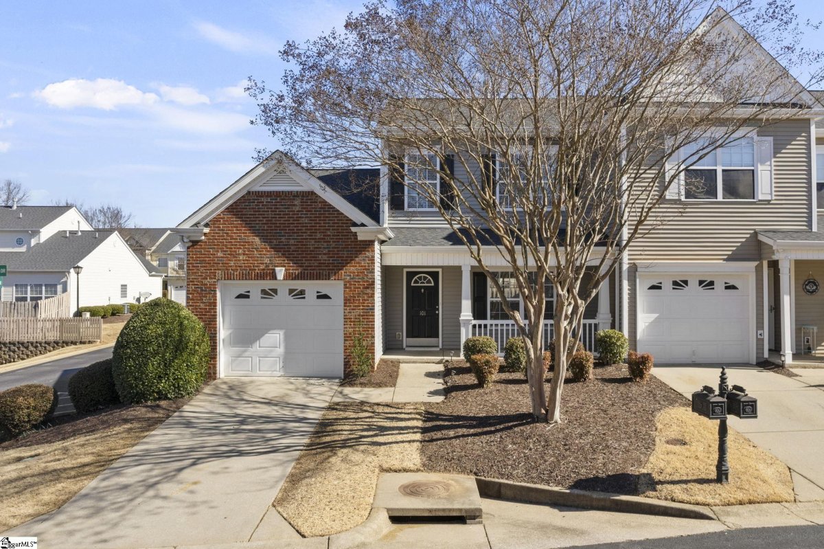 101 Pine Walk Drive