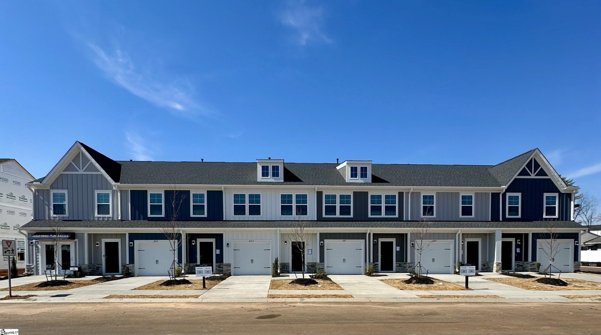 207 Santorini Way