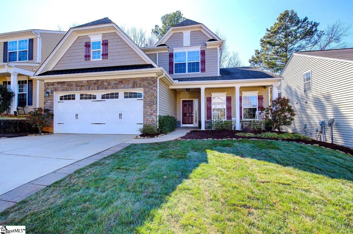 102 Circle Grove Court