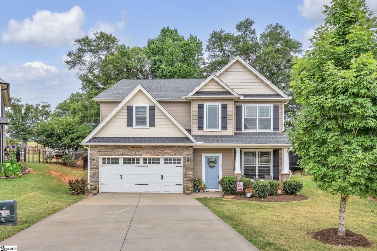 1050 Blythwood Drive