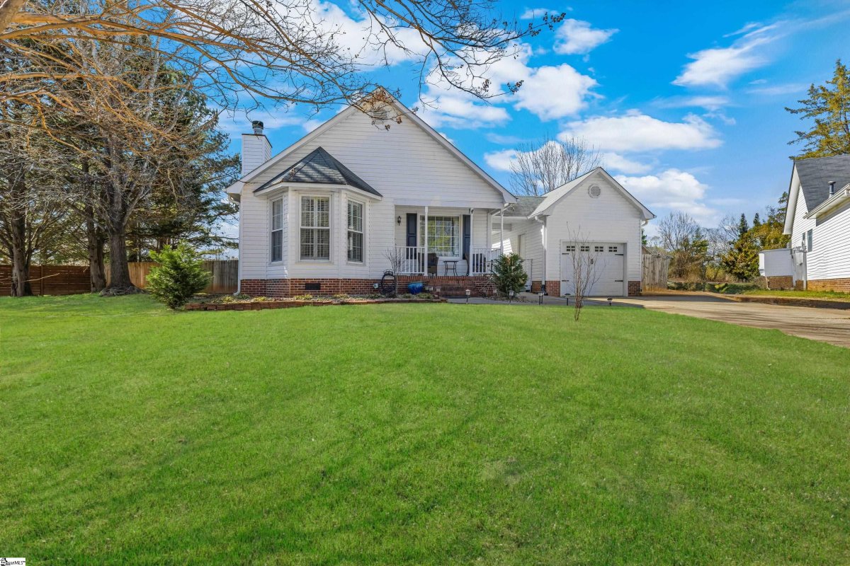 9 Fieldcrest Court