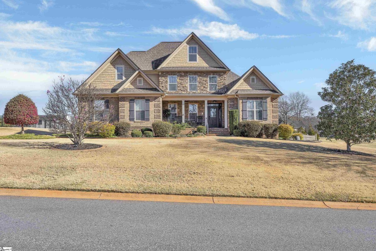 202 Avendell Drive