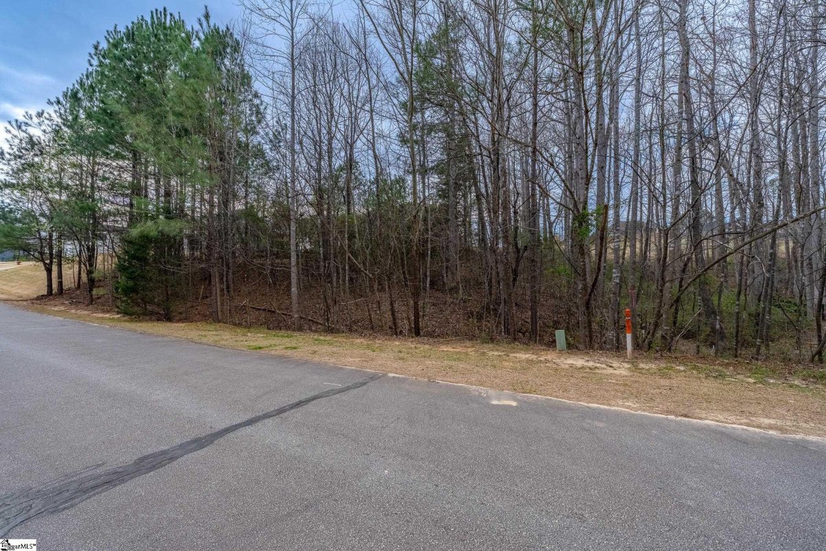 16 Pinerock Drive