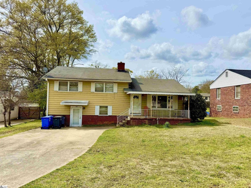 100 Farmington Road