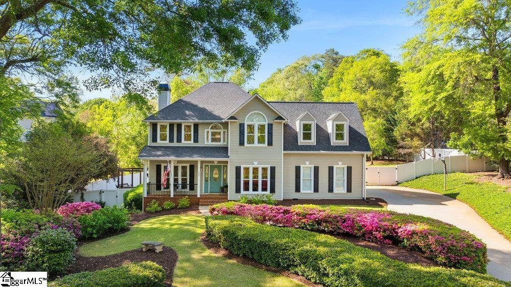 332 Tracy Lane