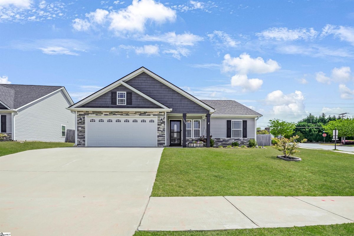 1000 Rosabella Lane