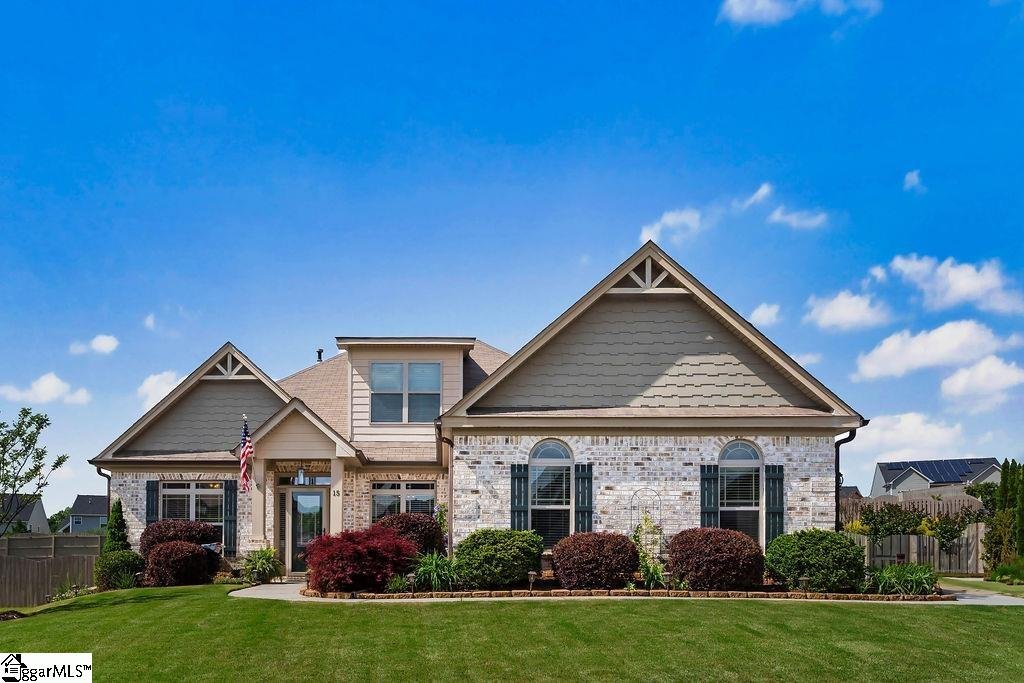 15 Sakonnet Court