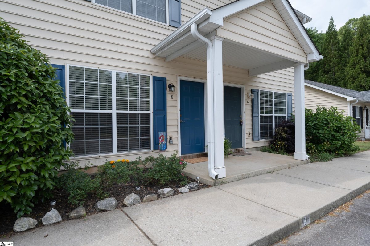 8 Rimmon Trail