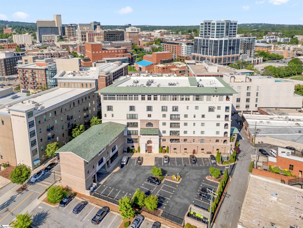 121 Rhett Street Unit 302