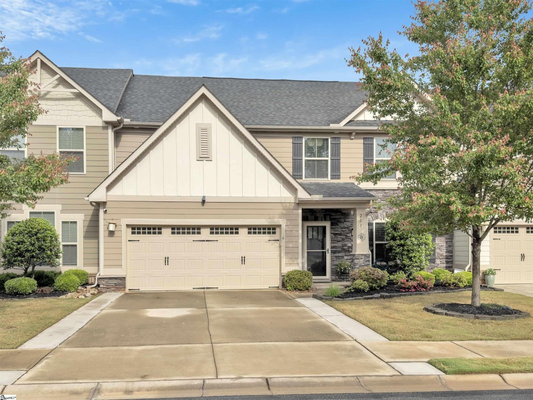 203 Ragin Court