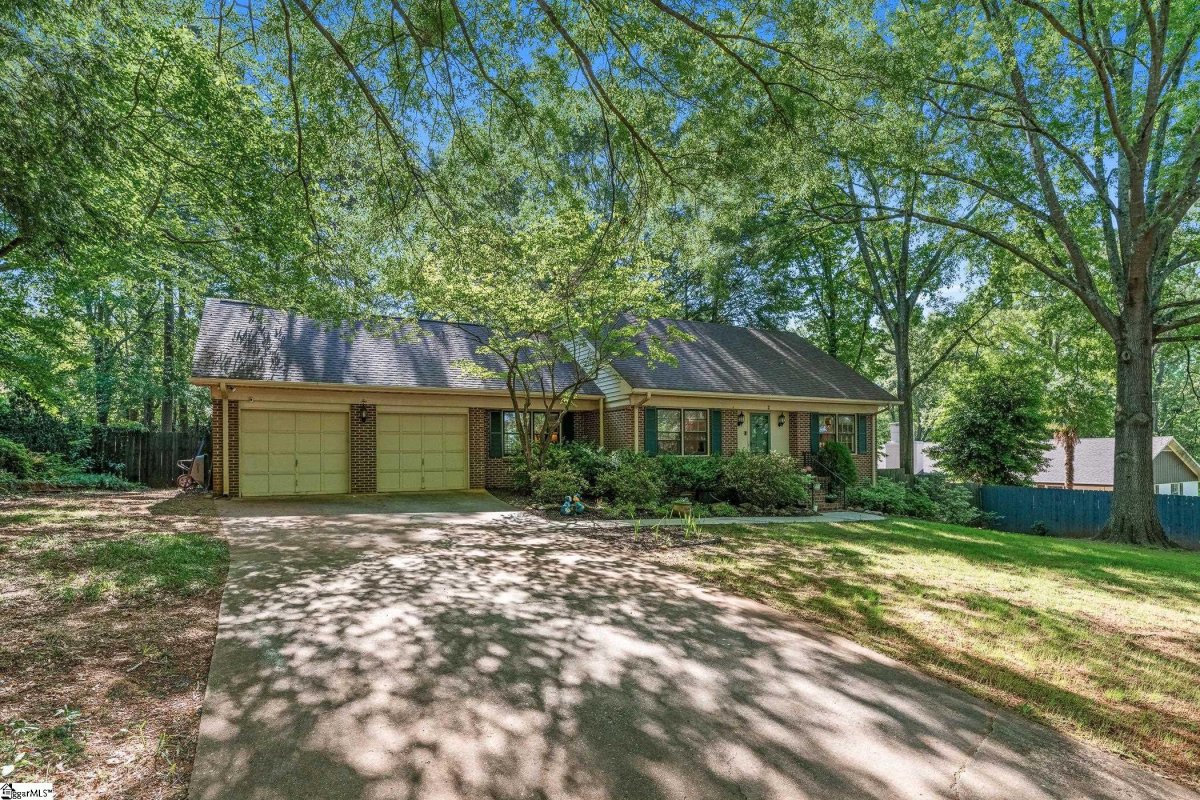 2 Finley Court