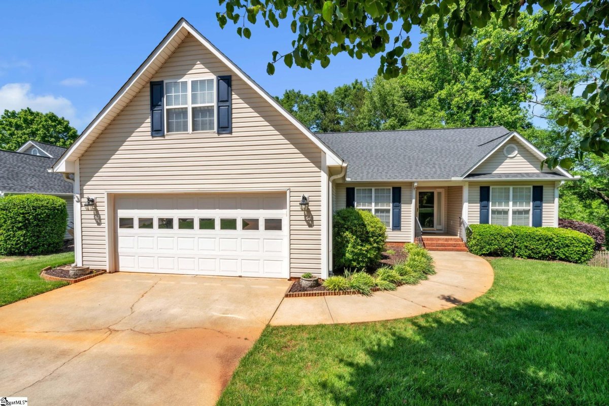 8 Pheasant Ridge Drive