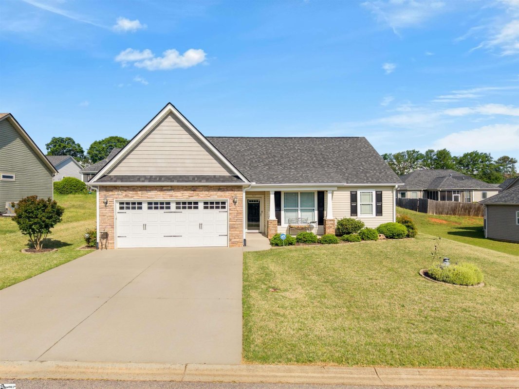 127 Alberta Circle