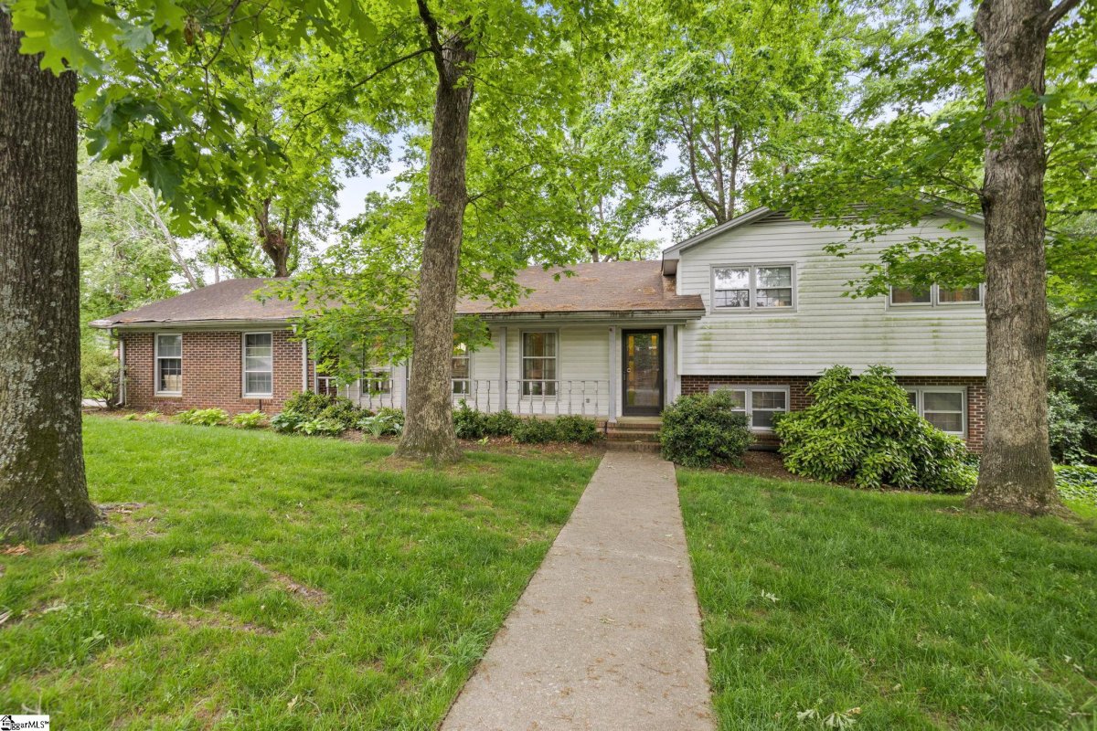 304 S Almond Drive